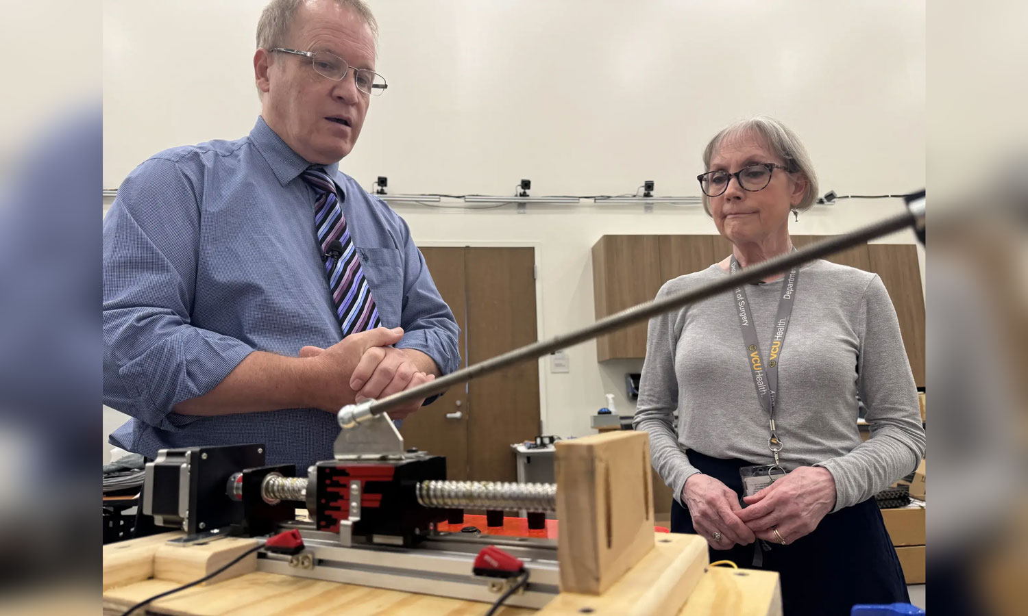 eter Pidcoe, Ph.D., a physical therapist and biomedical engineer with appointments in the College of Health Professions, College of Engineering and the School of Medicine, works with Susan Haynes, surgical simulation administrator in the Department of Surgery. Haynes said, “Peter has helped us bring surgical practice closer to the reality of the operating room.”