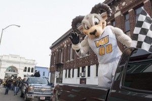 Rodney the Ram in Homecoming parade